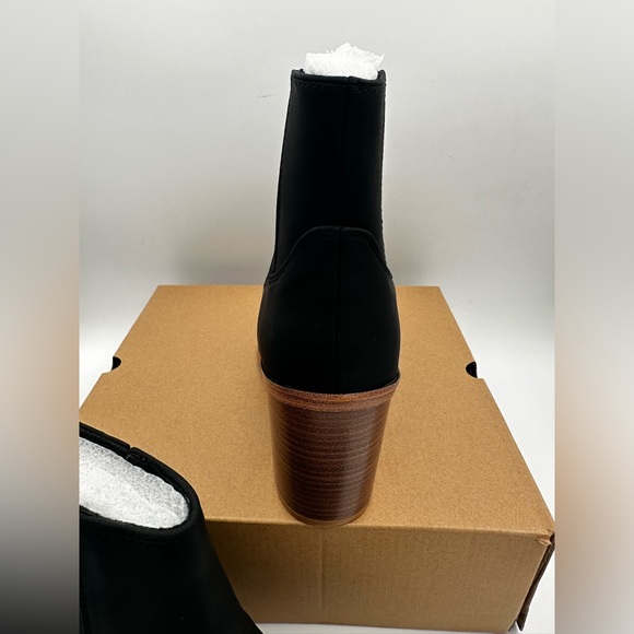 Black Booties Chunky Block Wood Heel Pointed Toe Ankle Boots - Picture 5 of 8